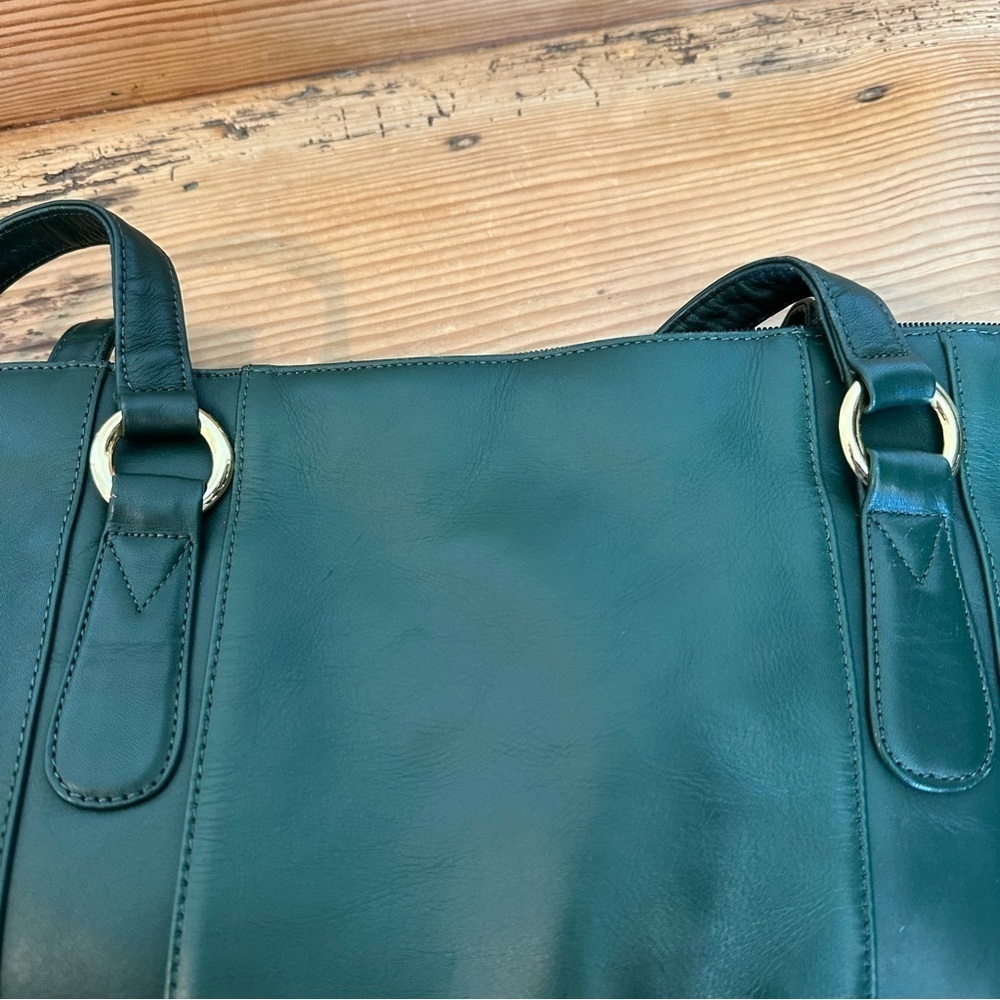 Echelon Leathers green unisex tote - Picture 12 of 15